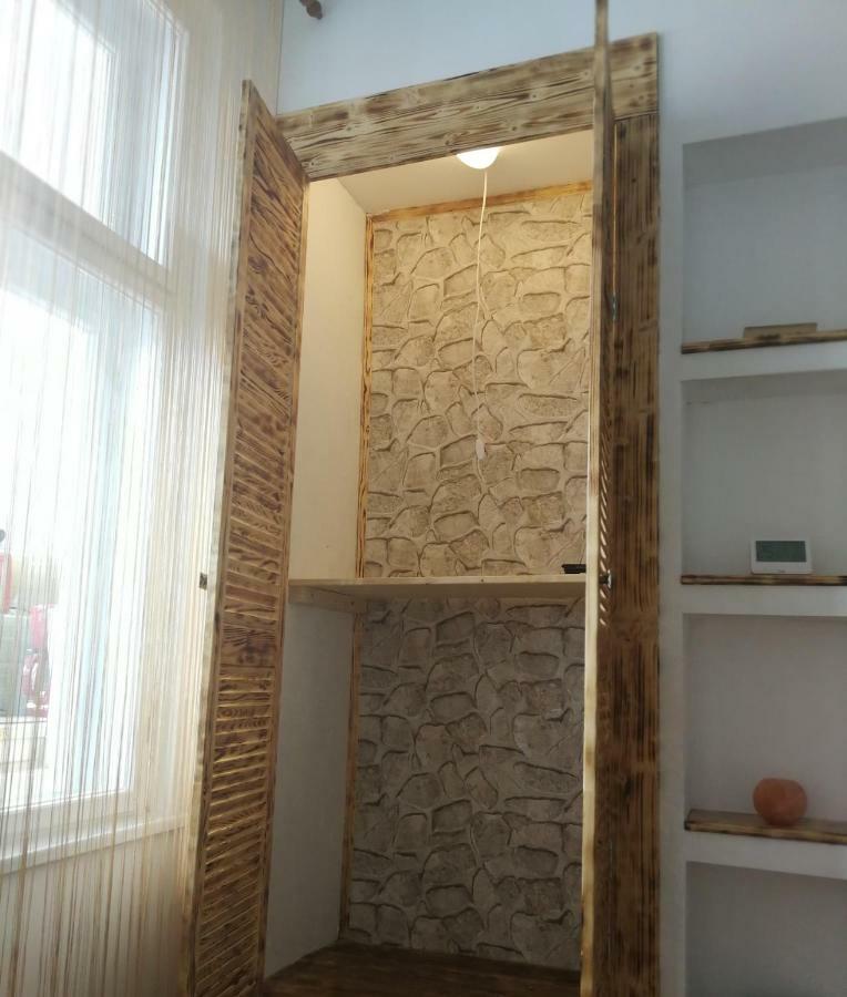 Apartament Hunter Apartment คลูจ-นาโปกา ภายนอก รูปภาพ