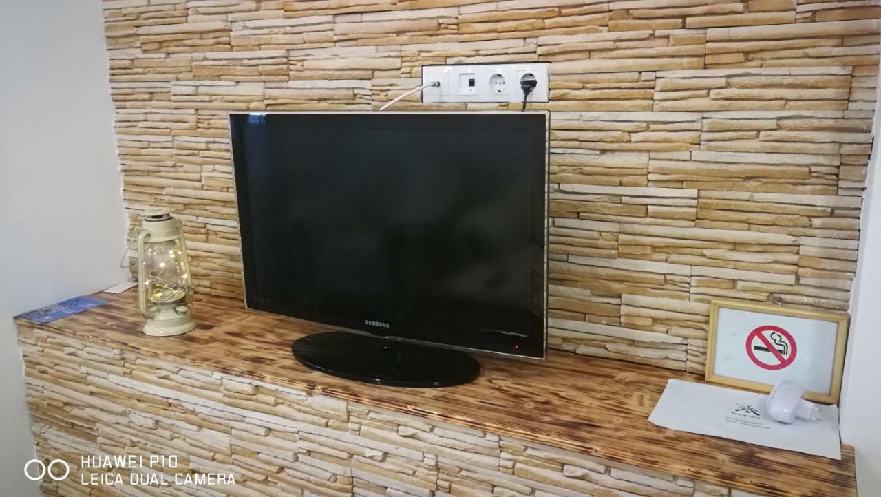 Apartament Hunter Apartment คลูจ-นาโปกา ภายนอก รูปภาพ